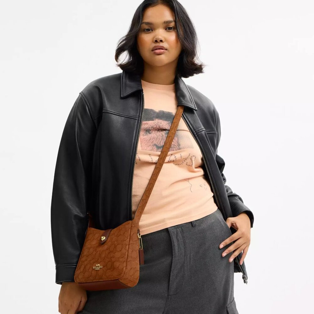 Coach CCE16 Hadley Mini Crossbody Bag In Signature Suede in Caramel NWT - Picture 12 of 13